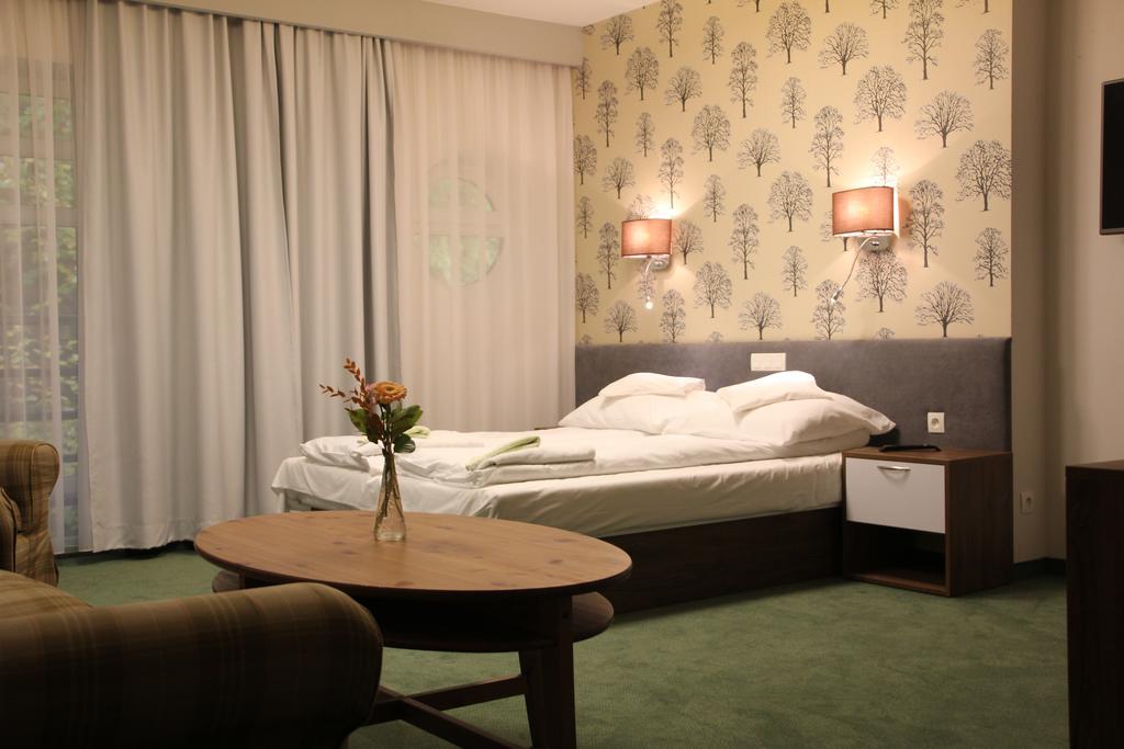 Hotel Lesny سوبوت المظهر الخارجي الصورة
