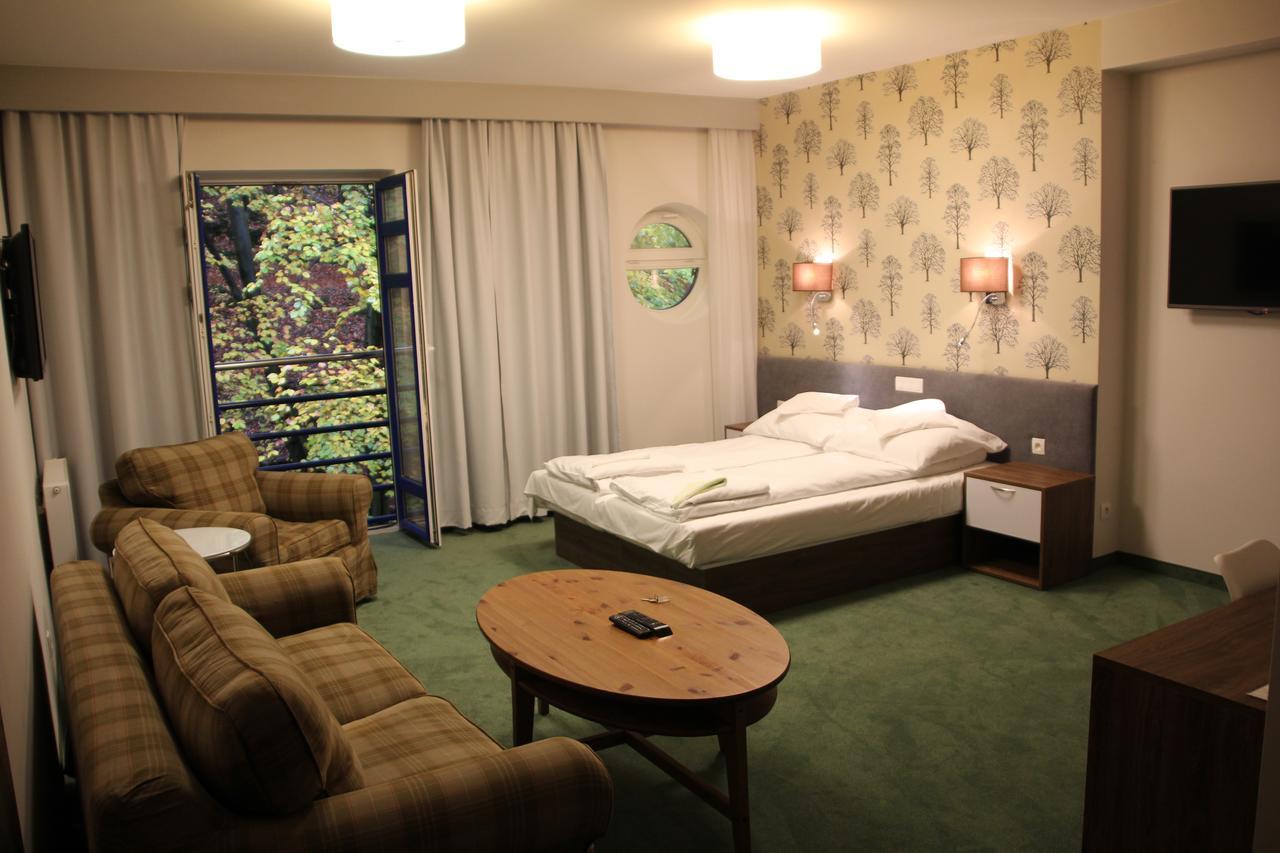 Hotel Lesny سوبوت المظهر الخارجي الصورة
